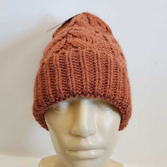 NWT Time and Tru Brown Cinnamon Spice Cable Knit Winter Beanie Hat - Picture 2 of 15